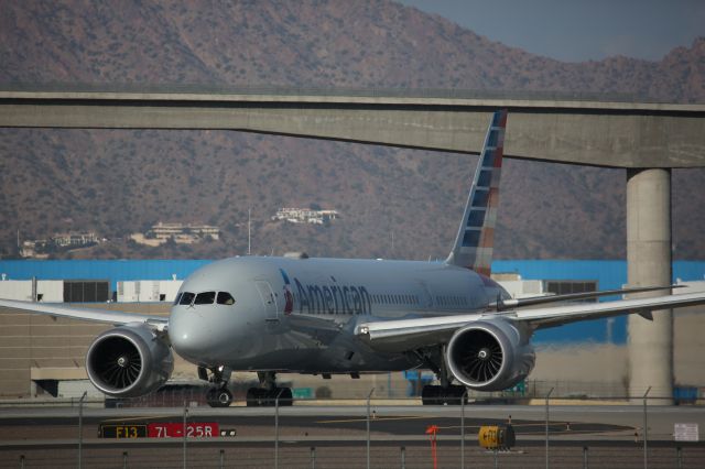 Boeing 787-8 (N806AA)