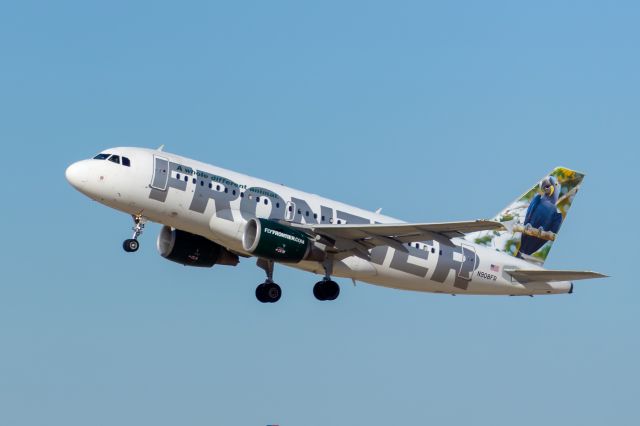 Airbus A319 (N908FR)
