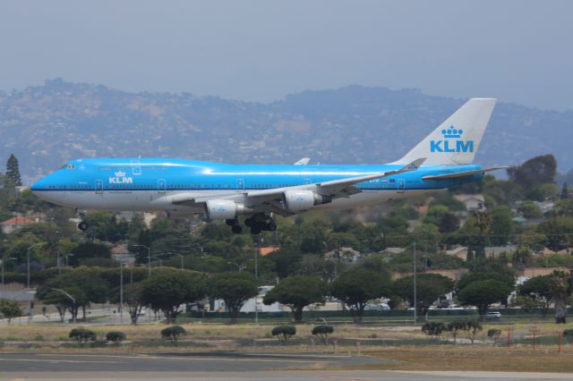 Boeing 747-400 (PH-BFW)