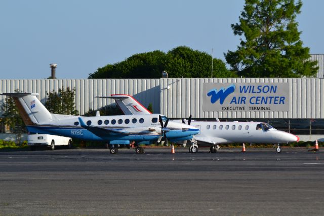 Beechcraft Super King Air 350 (N1SC) - STATE OF SOUTH CAROLINA at KCLT - 5/24/16