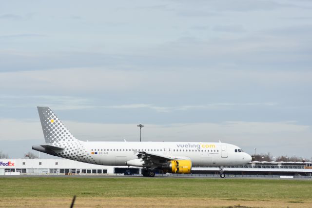 Airbus A320 (EC-KJD)