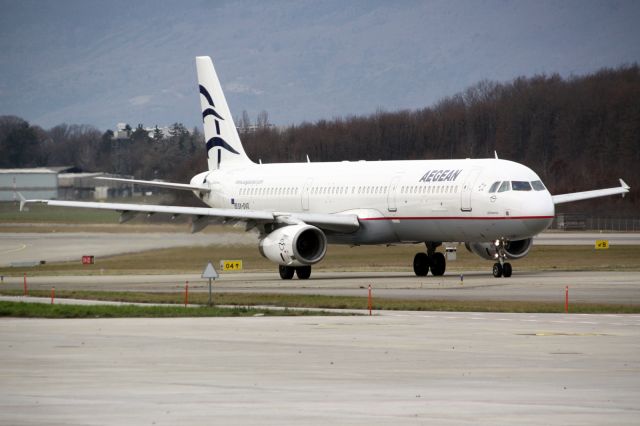 Airbus A321 (SX-DVO)