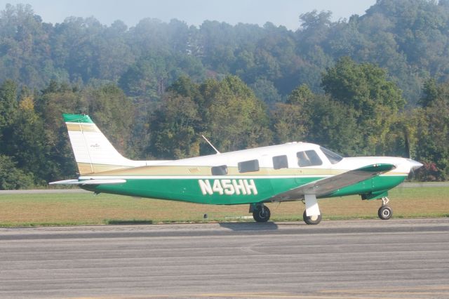 Piper Saratoga (N45HH)