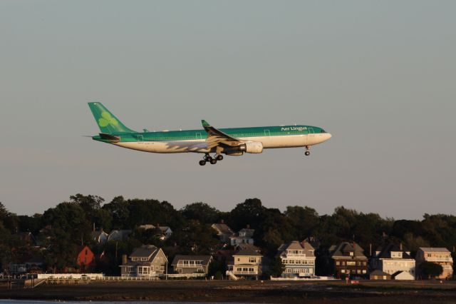 Airbus A330-300 (EI-EAV)