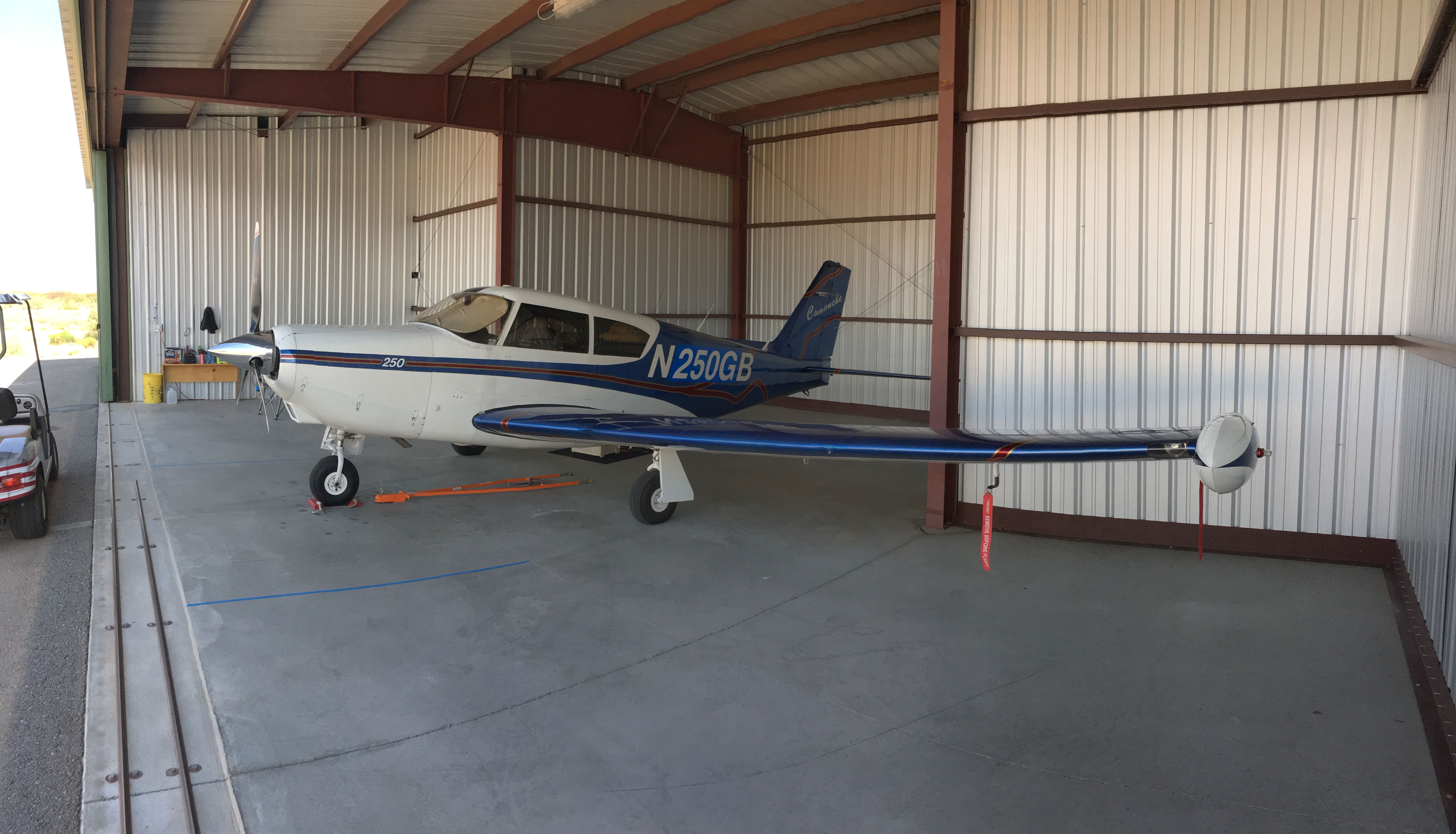 Piper PA-24 Comanche (N250GB)