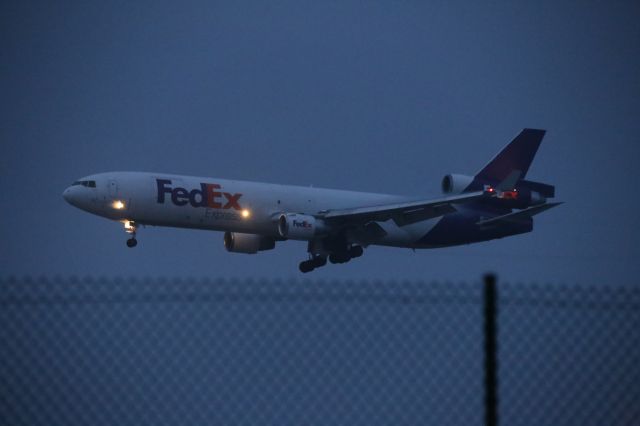 Boeing MD-11 (N631FE)