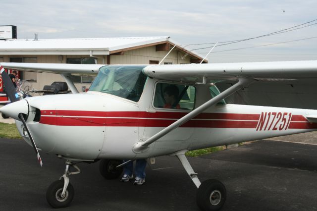 Cessna Commuter (N17251)