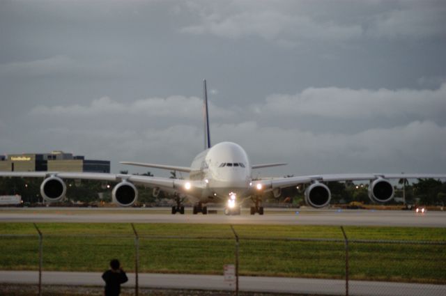 Airbus A380-800 (D-AIMF)