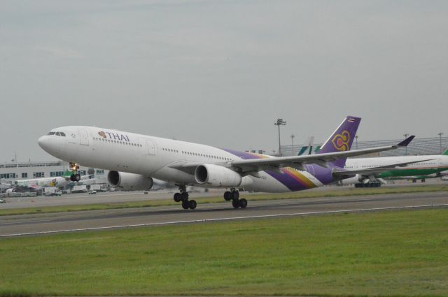 Airbus A330-300 (HS-TEO)