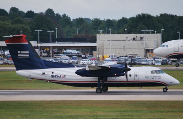 de Havilland Dash 8-100 (N911HA) - Rolling 18C - 7/12/10