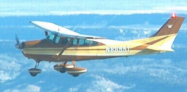 Cessna Skylane (N8855T) - Enroute in Wyoming, time and place unknown. Original factory paint scheme.