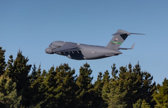 Boeing Globemaster III (08-8203)