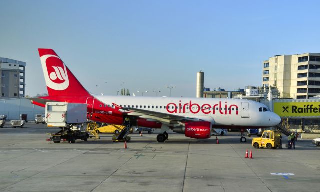 Airbus A319 (OE-LNB) - Air Berlin Airbus A319-112 OE-LNB in Vienna 