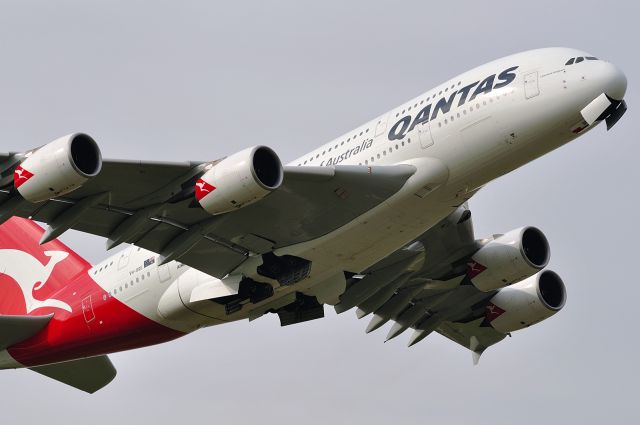 Airbus A380-800 (VH-OQE) - The 5th in the Qantas fleet of A380s, OQE departing from runway 16 Melbournes Tullamarine Airport as QF9 for Londons Heathrow Airport via Singapore.