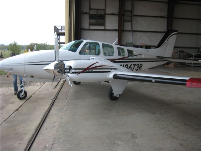 Beechcraft Baron (58) (N3673R)