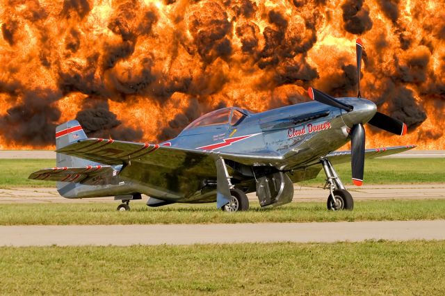 North American P-51 Mustang (N55JL)