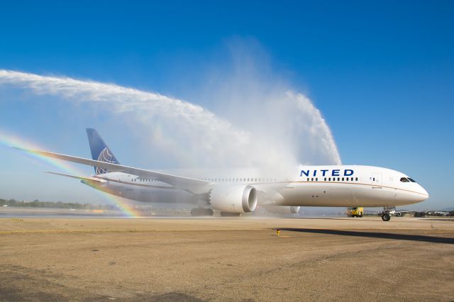 Boeing 787-9 Dreamliner (N13954) - Aeroporto Galeão Batismo do primeiro b787-9 da UNITED