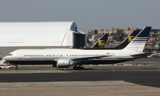 BOEING 767-300 (EC-LZO) - Operating for EL AL.