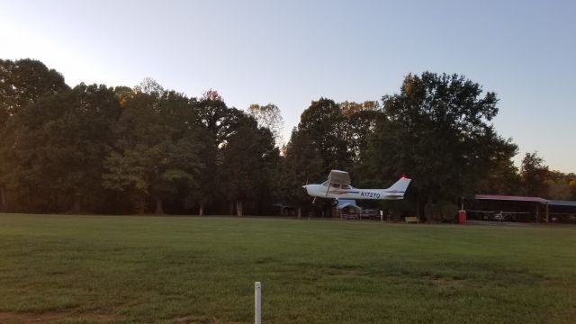 Cessna Skyhawk (N172TQ)