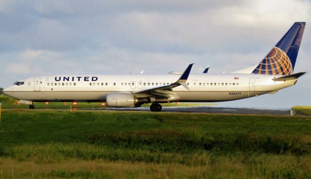 Boeing 737-900 (N38479)