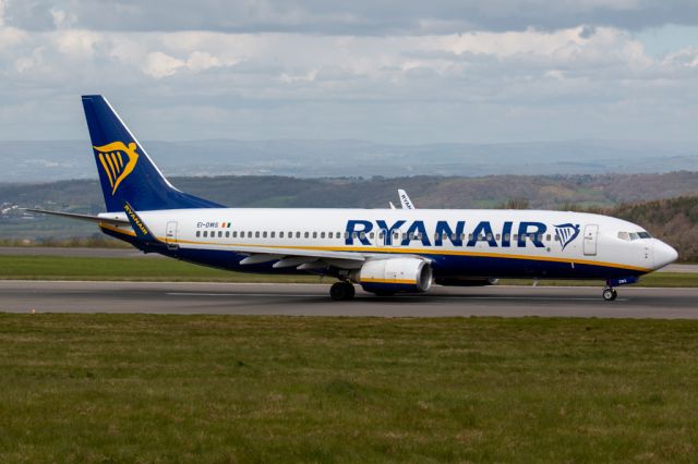 Boeing 737-700 (EI-DWS)