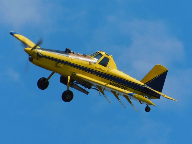 AIR TRACTOR AT-503 (N10126) - An Air Tractor AT-502 spraying some fields around Dockery 