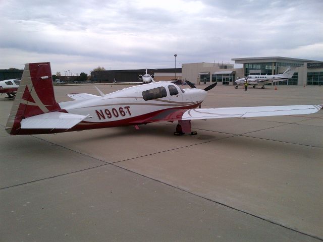 Mooney M-20 Turbo (N906T)