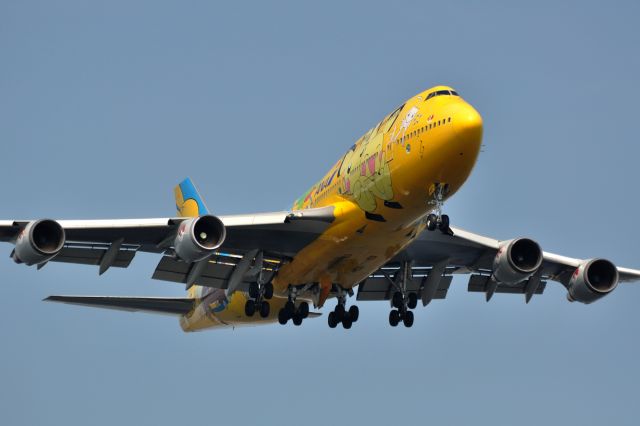 Boeing 747-400 (JA8957) - 2013/6/21