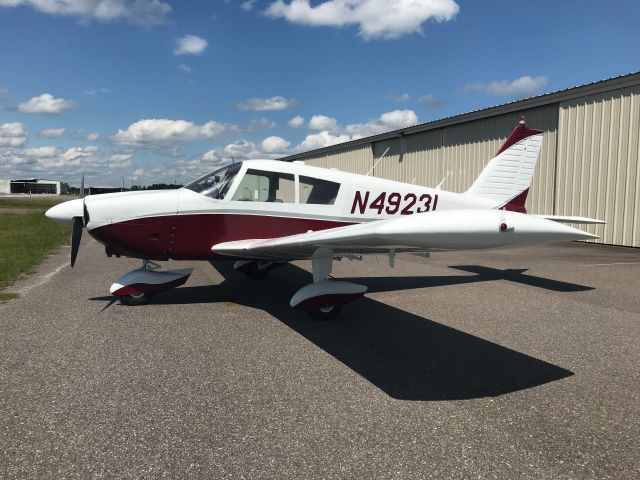 Piper Cherokee (N4923L)