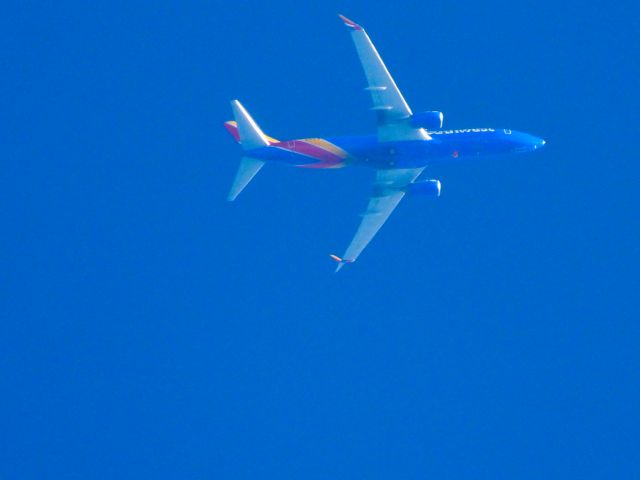 Boeing 737-800 (N8326F) - SWA264br /STL-OKCbr /10/12/21