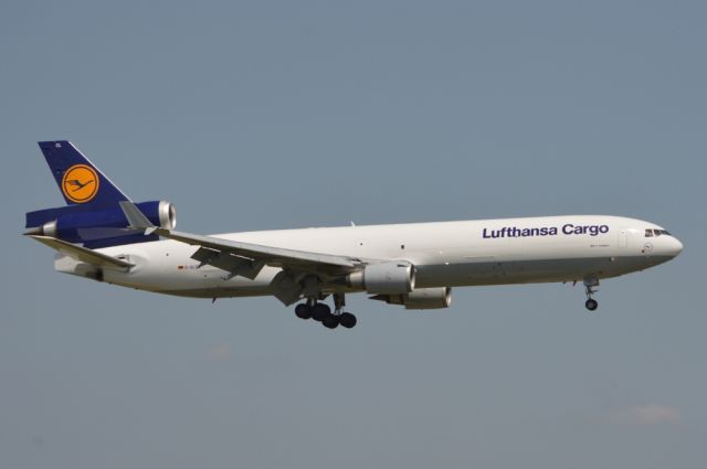 Boeing MD-11 (D-ALCL) - Landing DFW from FRA(Frankfurt, Germany) 04/28/2013