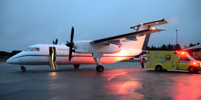 de Havilland Dash 8-200 (C-GQBT) - QUE30 en mode MEDEVAC