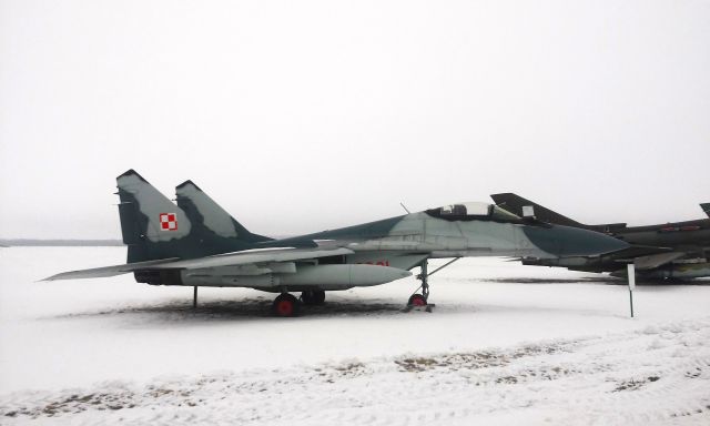 N2001 — - MiG-29 /2001/_Spotting EPCD-Poland