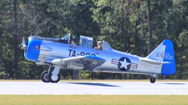 North American T-6 Texan (N103LT) - Taxiing out to the runway for a warbird parade at the Atlanta Air Show 2023.