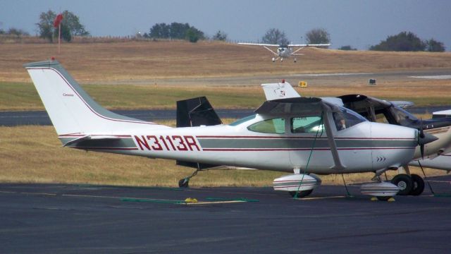 Cessna Skylane (N3113R)