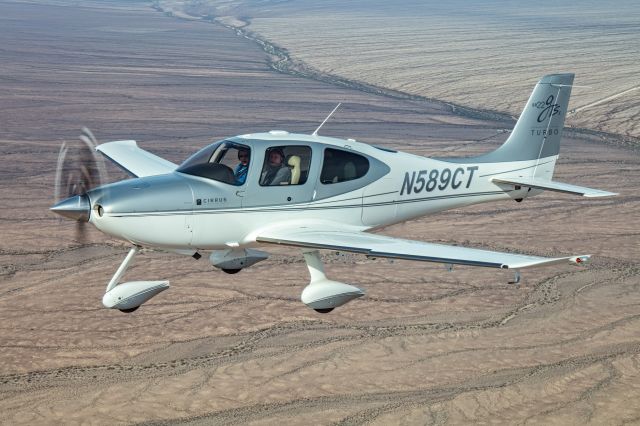 Cirrus SR-22 (N589CT) - Captain Wayne over Lake Havasu