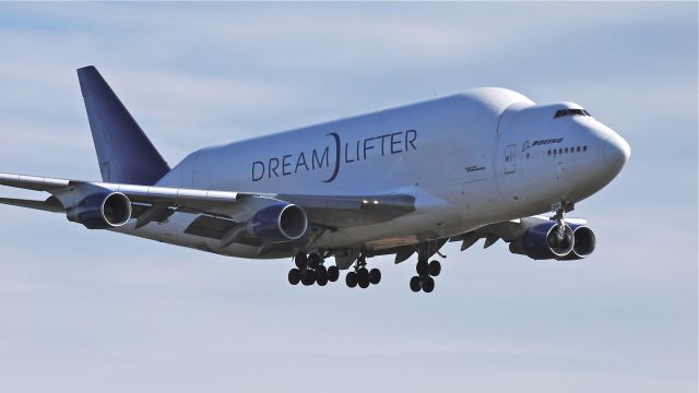 Boeing 747-400 (N249BA) - GTI4451 from KIAB on final to runway 16R on 3/20/13. (LN:766 cn 24309).