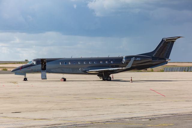 Embraer ERJ-135 (PH-JRC)