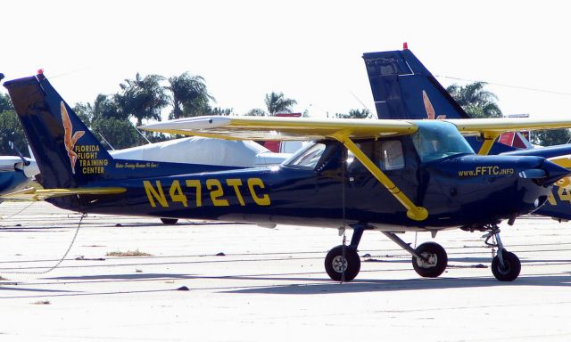 Cessna 152 (N472TC)