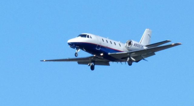 Cessna Citation Excel/XLS (N900TV) - On final is this 2000 Cessna Citation 560XLS from the Autumn of 2020.