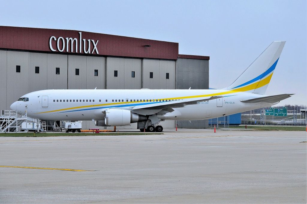 BOEING 767-200 (P4-CLA)