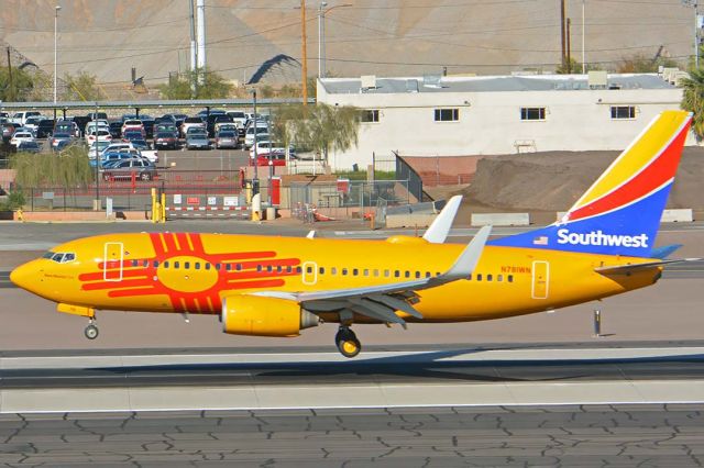 Boeing 737-700 (N781WN) - Southwest Boeing 737-7H4 N781WN New Mexico One at Phoenix Sky Harbor on December 16, 2019. 