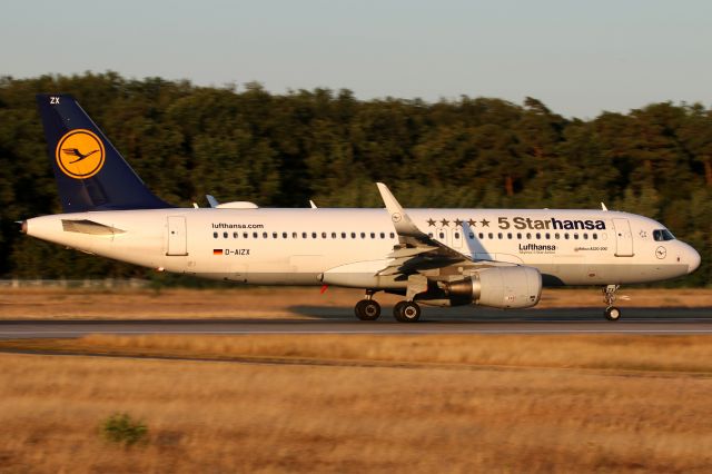 Airbus A320 (D-AIZX)