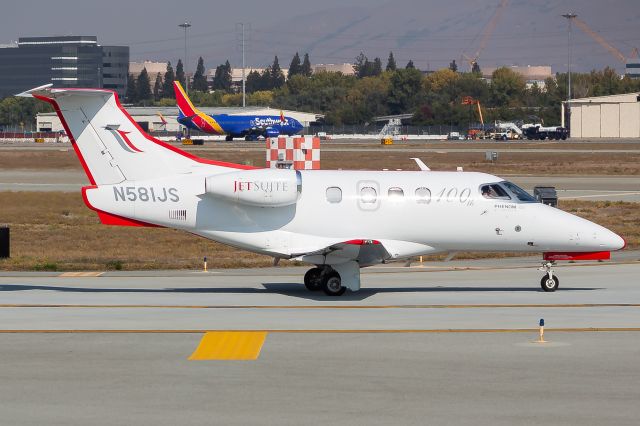 Embraer Phenom 100 (N581JS)