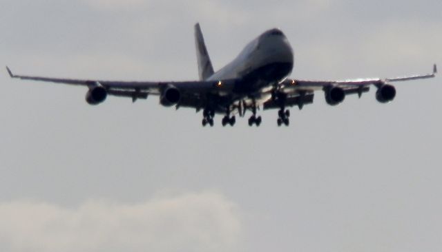 Boeing 747-400 (G-CIVC)