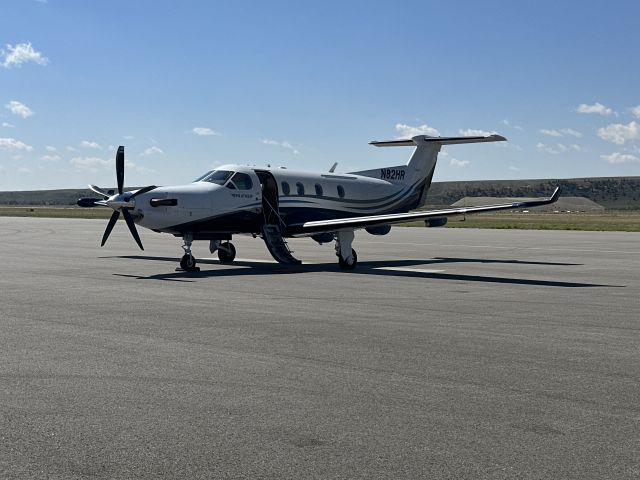 Pilatus PC-12 (N82HR)