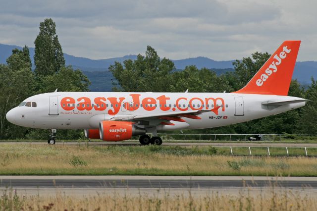 Airbus A319 (HB-JZF)