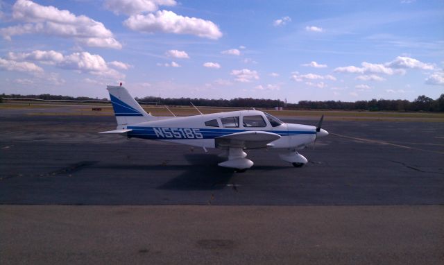 Piper Cherokee (NGF185)