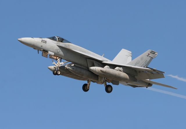 McDonnell Douglas FA-18 Hornet (16-5866) - US Navy