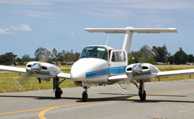 Beechcraft Duchess (N3724H) - Locally-based Beechcraft Duchess taxing out for departure at Reid Hillview Airport, San Jose, CA.